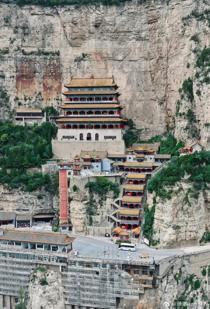 山西，热烈欢迎各位来宾与朋友们